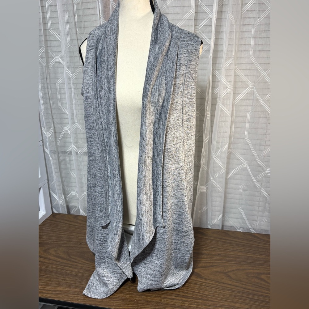 90° by reflex women gray sleeveless cardigan open front size large
